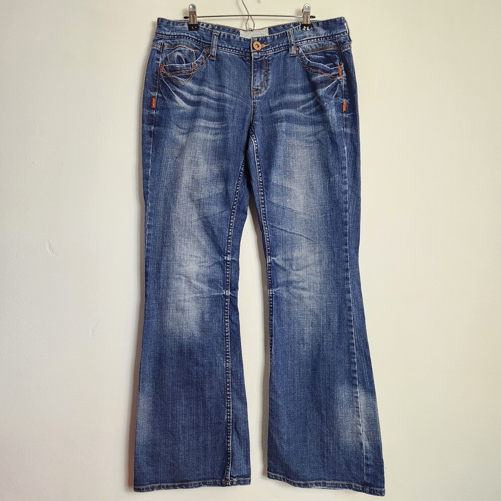Maurices Womens Size 9/10 Y2K Bootcut Flare Jeans Dark Wash Fading Stretch Denim
